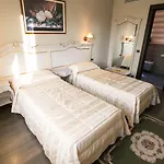 Victoria Hotel