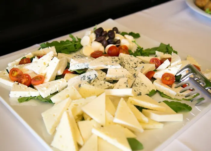 Отель Victoria 4*