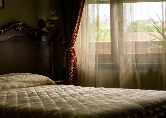 Victoria Тирана