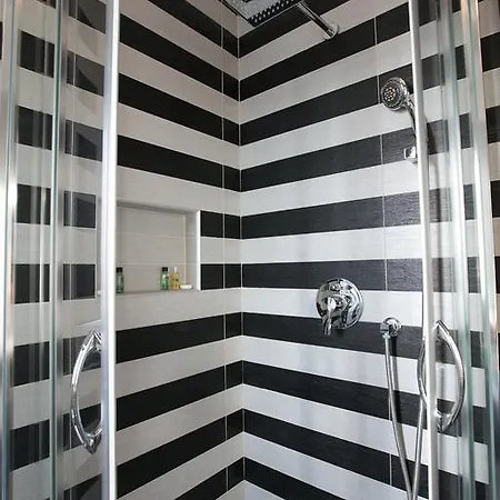 Victoria Hotel Tirana