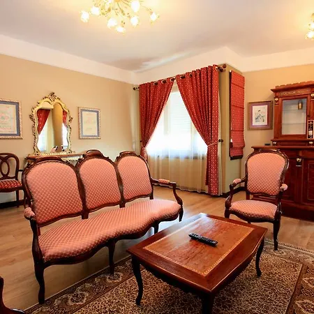 Victoria 4* Tirana