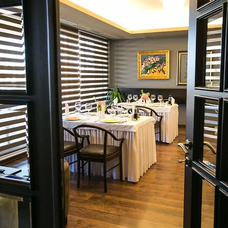 Hotel Victoria Tirana